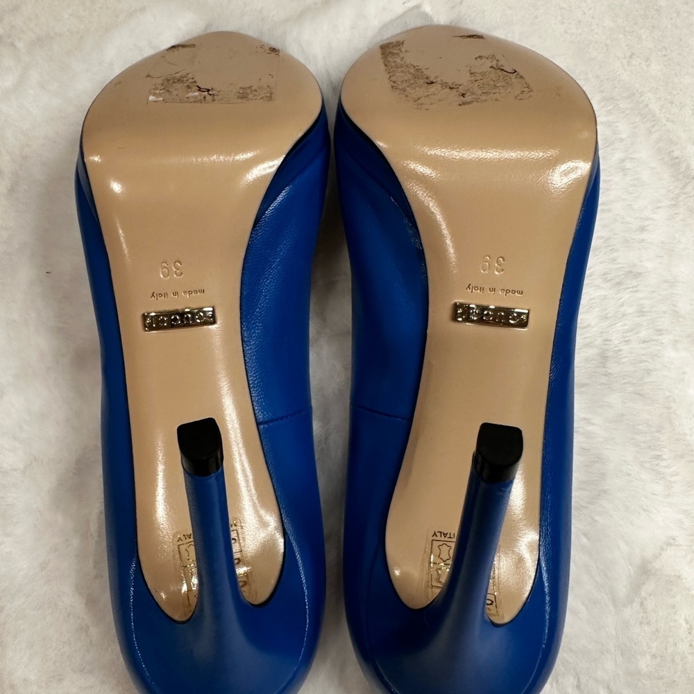 Gucci Royal Blue Leather Heels with buckle brand new with dust bag and box - Picture 9 of 14